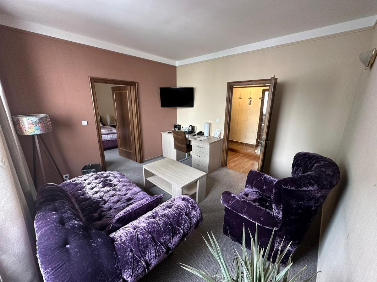 Hotel Radnice Либерец Екстериор снимка
