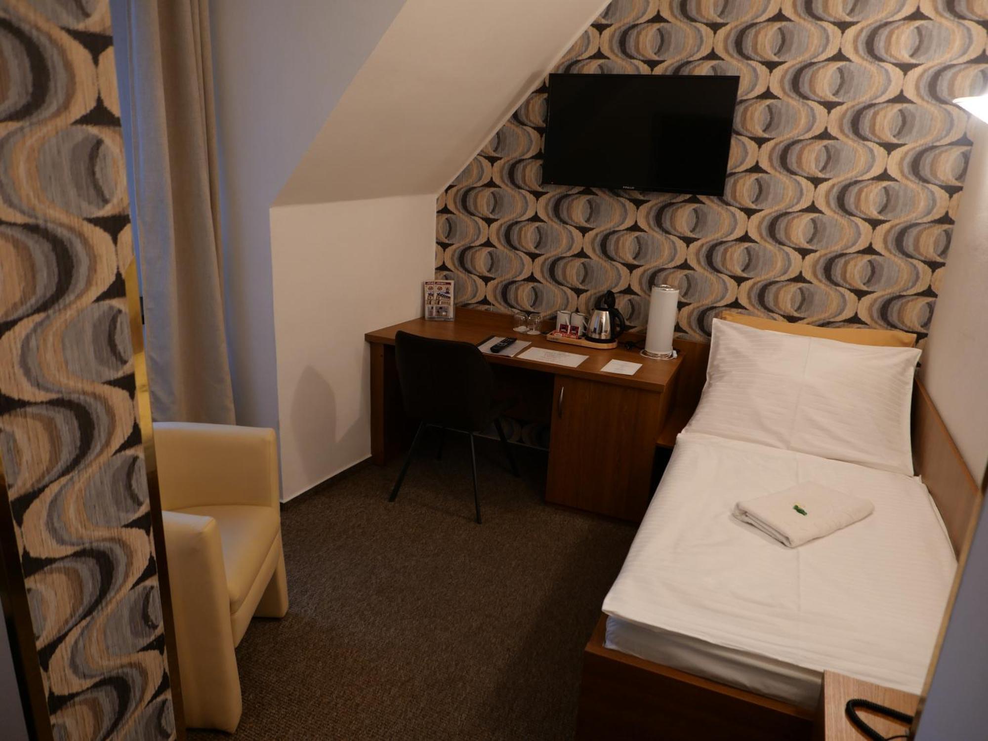 Hotel Radnice Либерец Екстериор снимка