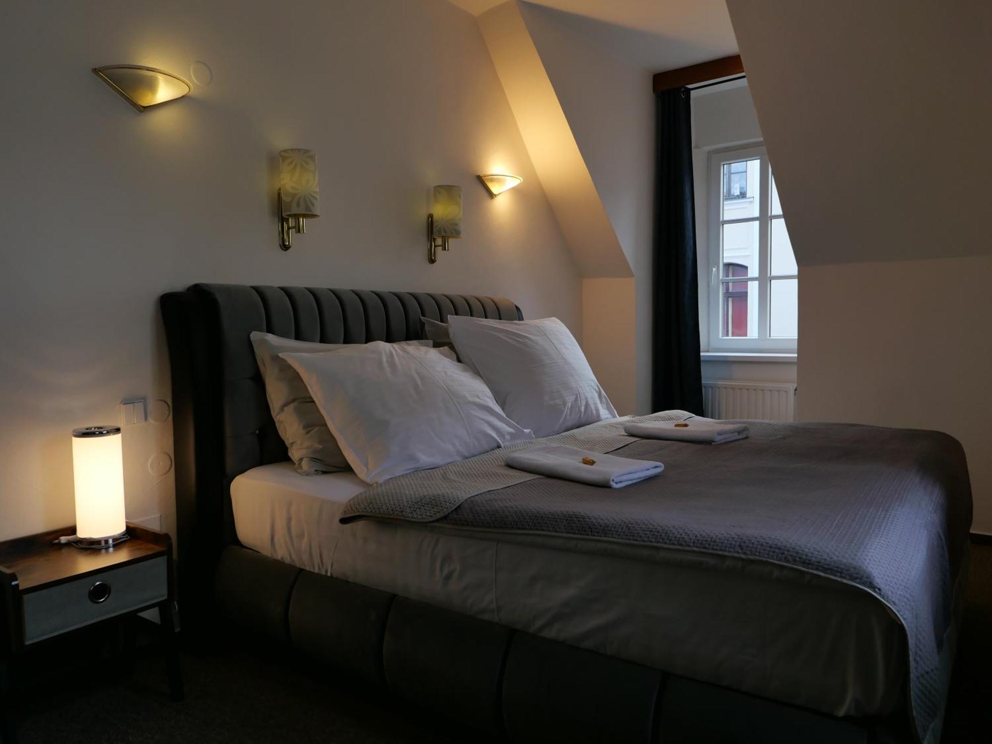 Hotel Radnice Либерец Екстериор снимка