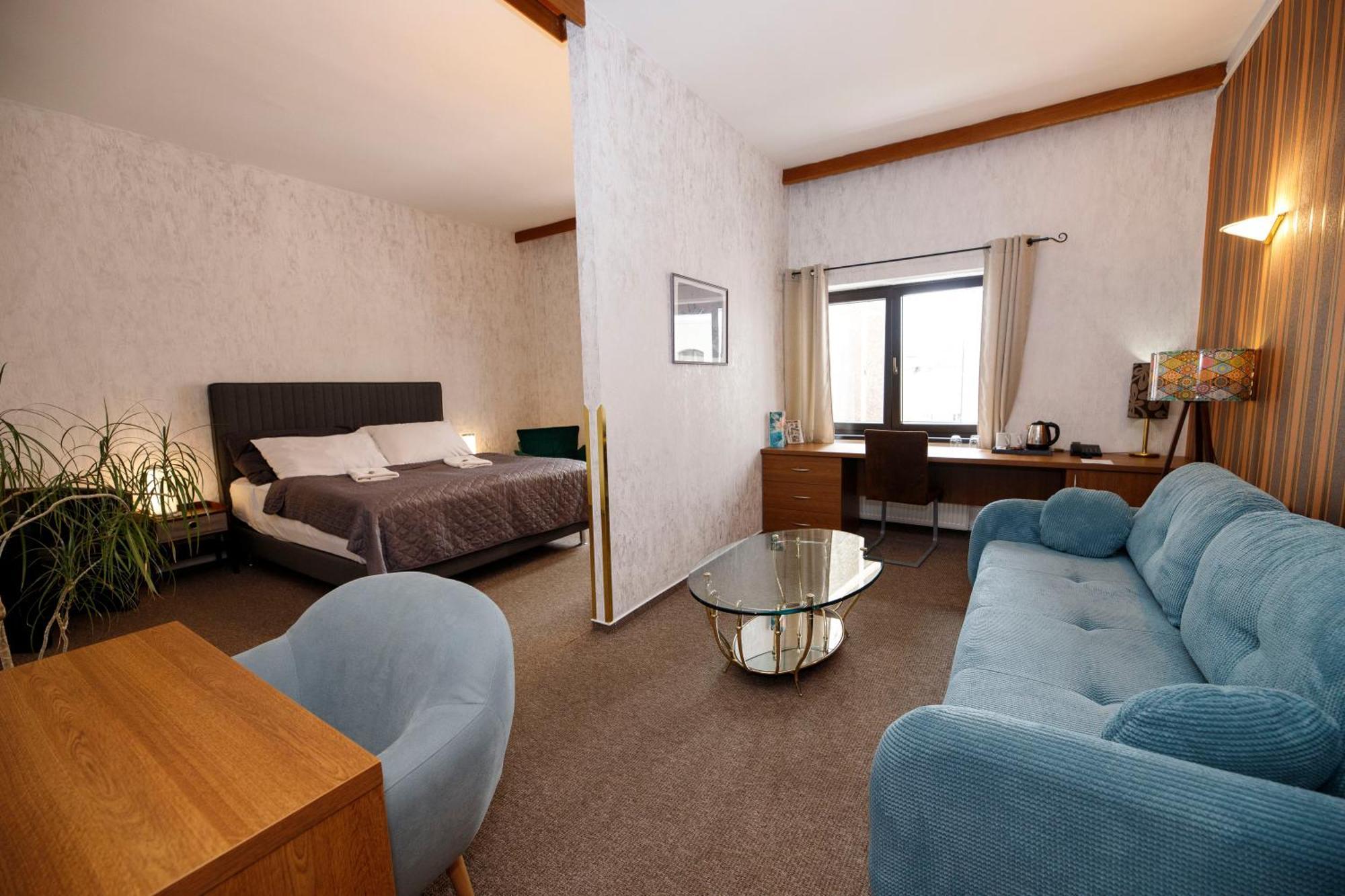 Hotel Radnice Либерец Екстериор снимка