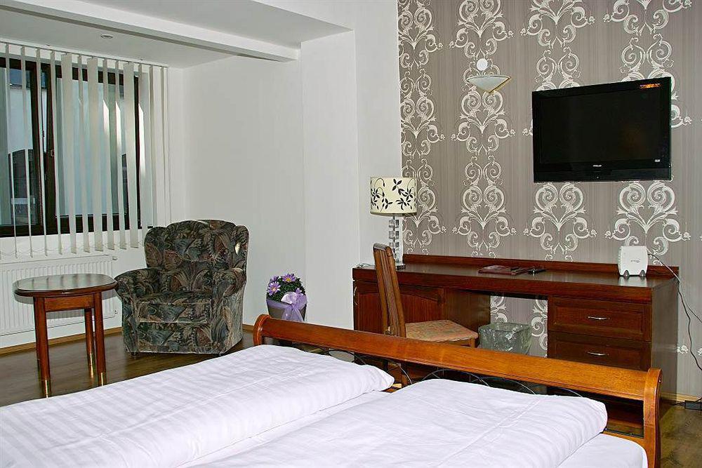 Hotel Radnice Либерец Екстериор снимка