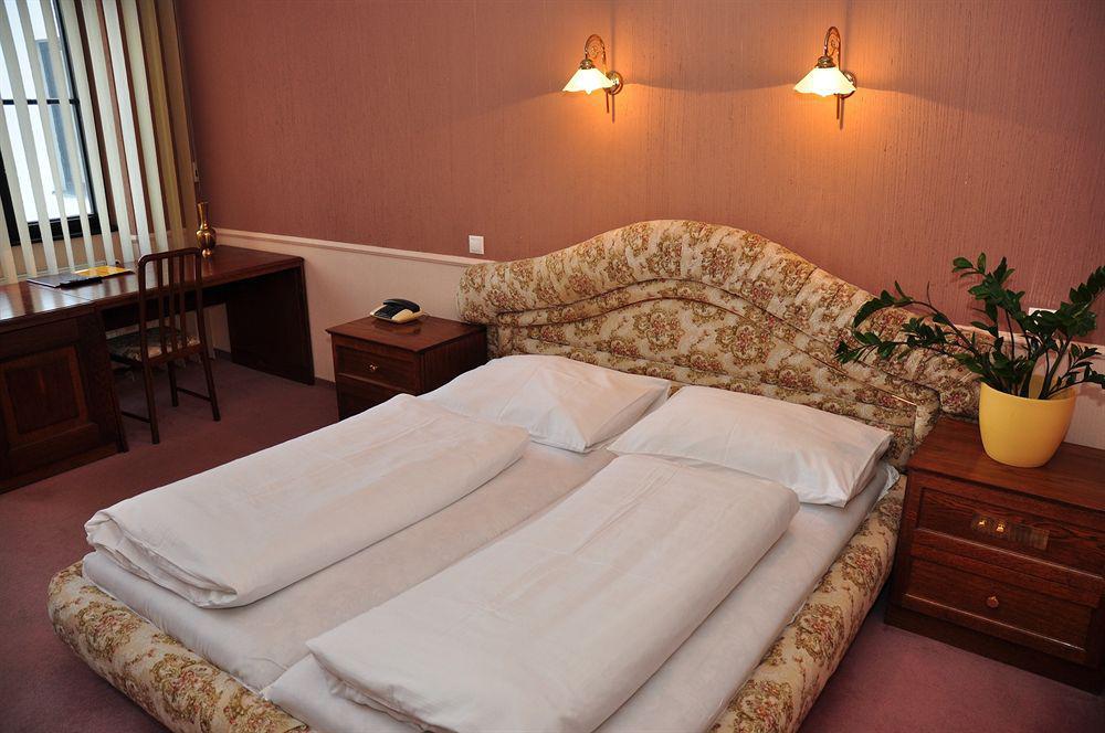 Hotel Radnice Либерец Екстериор снимка